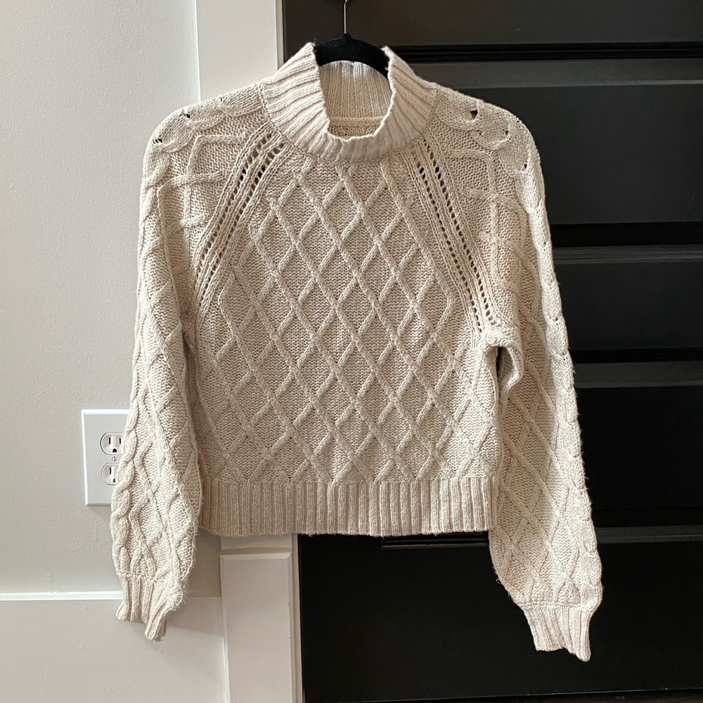 American Eagle cropped cable knit sweater